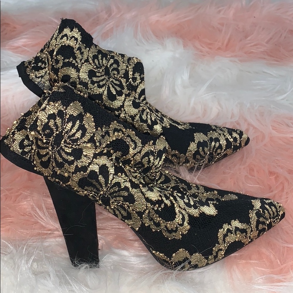 Booties 💕